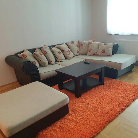 Apartman Mirage Sremska Mitrovica Exteriér fotografie